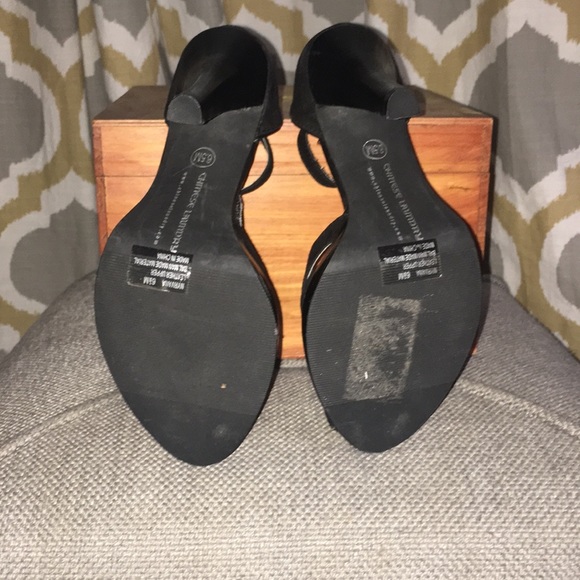 Chinese Laundry Faux Suede Peep-Toe Heels. - Picture 3 of 3